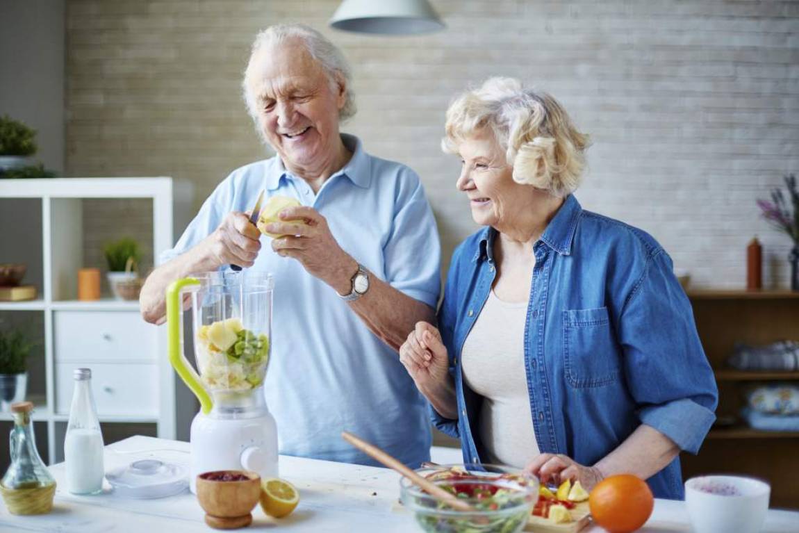 Dez dicas de alimentação para melhorar a saúde da pessoa idosa