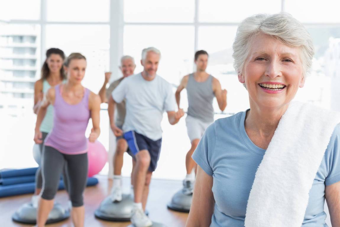 Musculação pode fortalecer o cérebro dos idosos